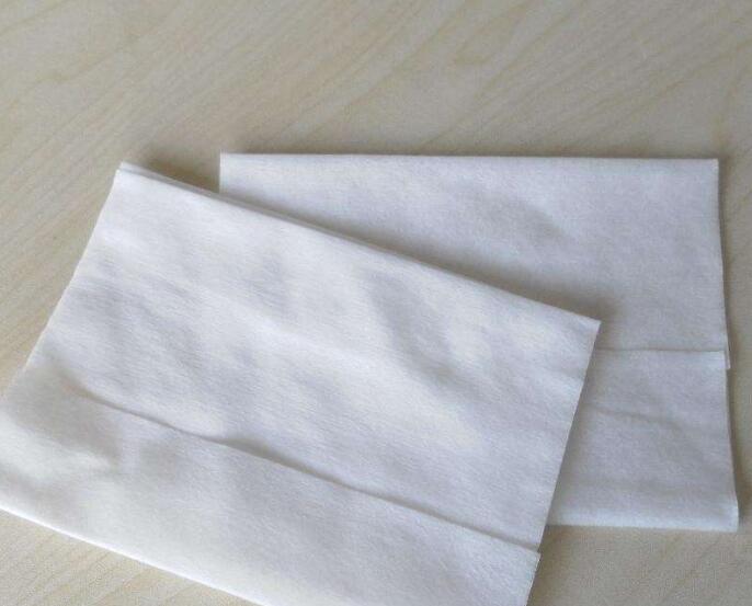 水刺無(wú)紡布制作的濕巾